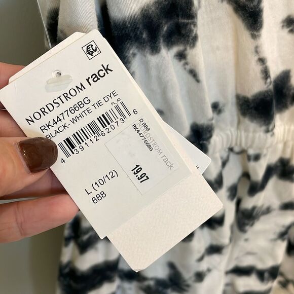 Melrose and Market Girls black and white tie dye romper size 10-12 - Picture 4 of 5